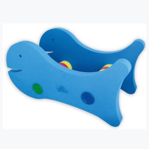 BALLENA CON HACHAS FLOTANTES