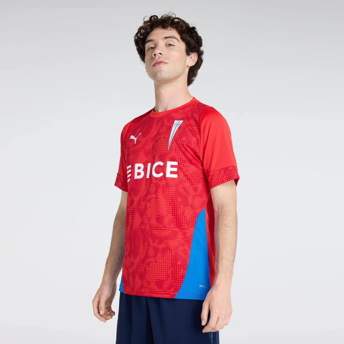 Camiseta Puma Universidad Católica Entrenamiento RJ-AZ 2026 Adulto - Imagen 3