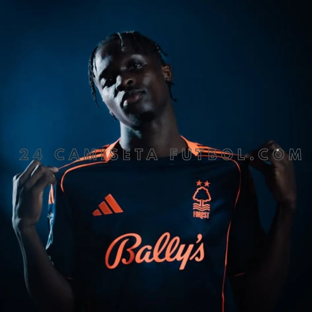 Camiseta Nottingham Forest Tercera Equipación 2025/26 - Imagen 4