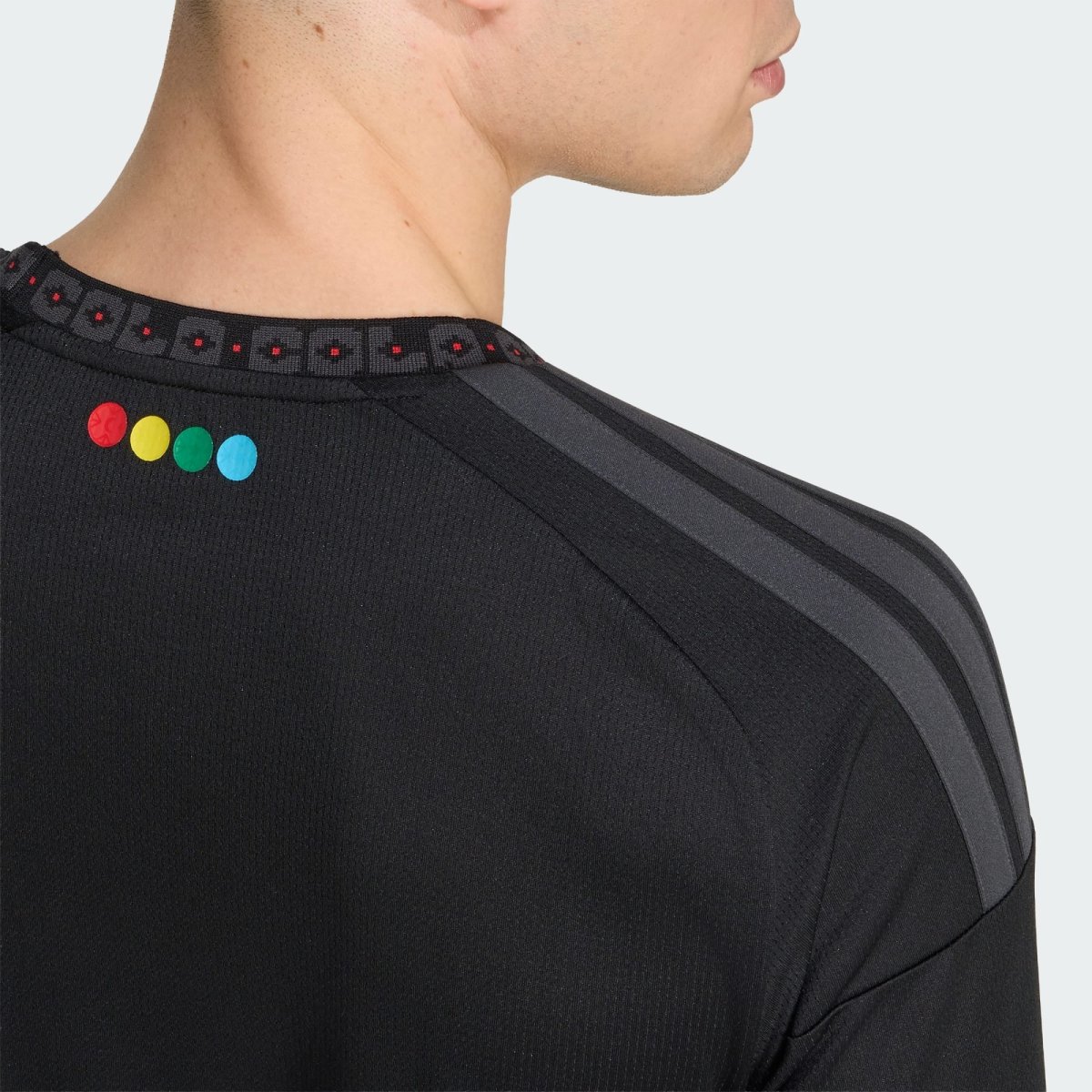 Camiseta Adidas Colo Colo Visita 2026 Manga Larga Adulto - Imagen 7