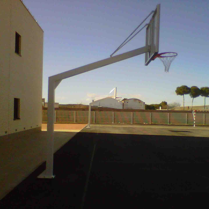 CANASTA BALONCESTO MONOTUBO NEW TUBO 140X140 MM FIJA CON BASE PARA ANCLAJE - Imagen 4