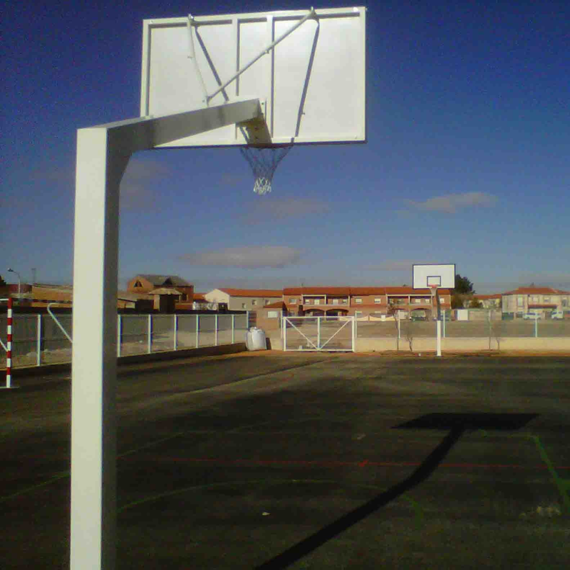 CANASTA BALONCESTO MONOTUBO NEW TUBO 140X140 MM FIJA CON BASE PARA ANCLAJE - Imagen 5